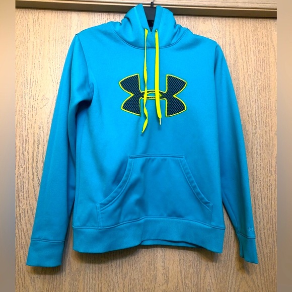 Under Armour Tops - 💙Under Armour Storm Hoodie